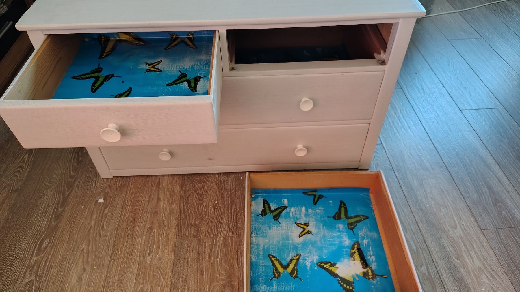 Kommoden: Kommode massiv Kiefer, weiss gestrichen, Shabby chic – Gebraucht aus Stetten SH von stetten5 4