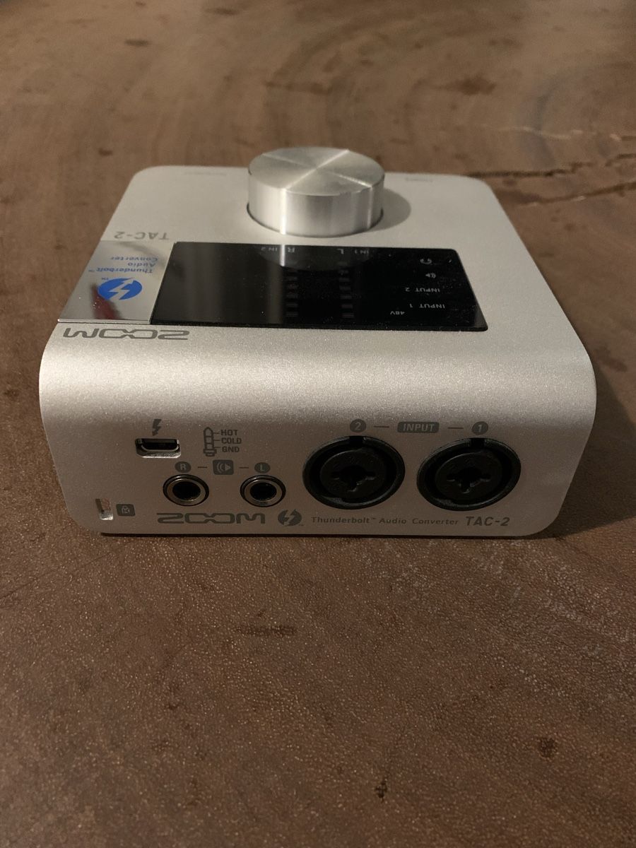 Zoom Console di mixaggio: ZOOM Tac-2 Audio Interface ( Mac / Thunderbolt / DJ / Studio – Usato da Luzern venduto da FRT93 7