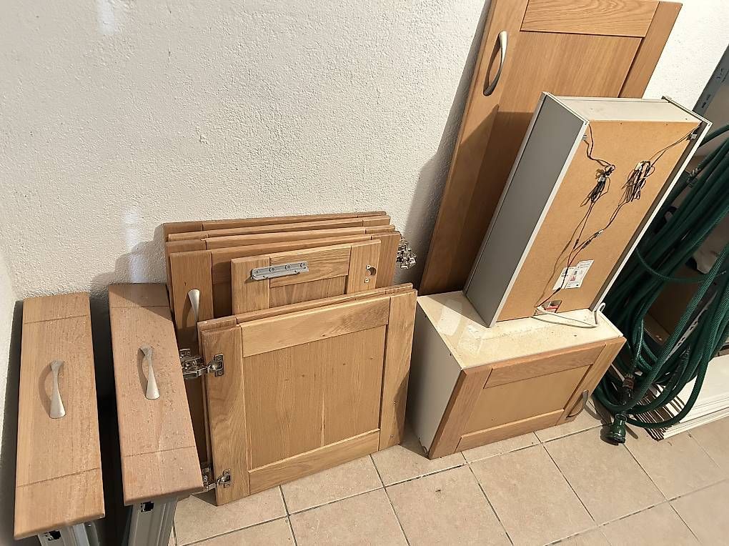 Komplettküchen: Portes de cuisine  – Gebraucht aus buttes von Llionel