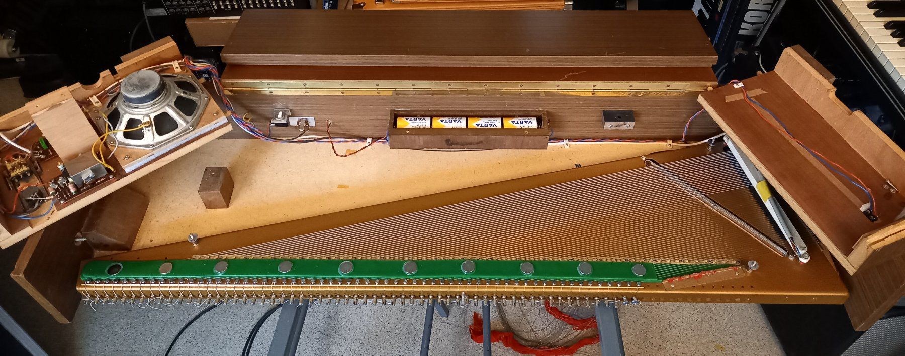 Strumenti musicali: Hohner Clavinet 1 neu revidiert – Usato da Luzern venduto da garlicia 8
