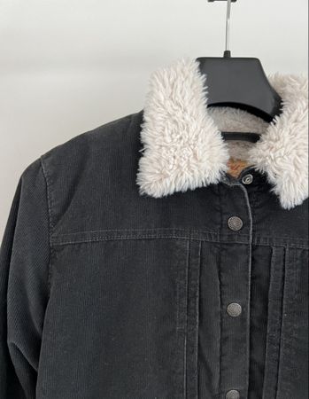 Levi’s Cordjacke mit Teddyfutter