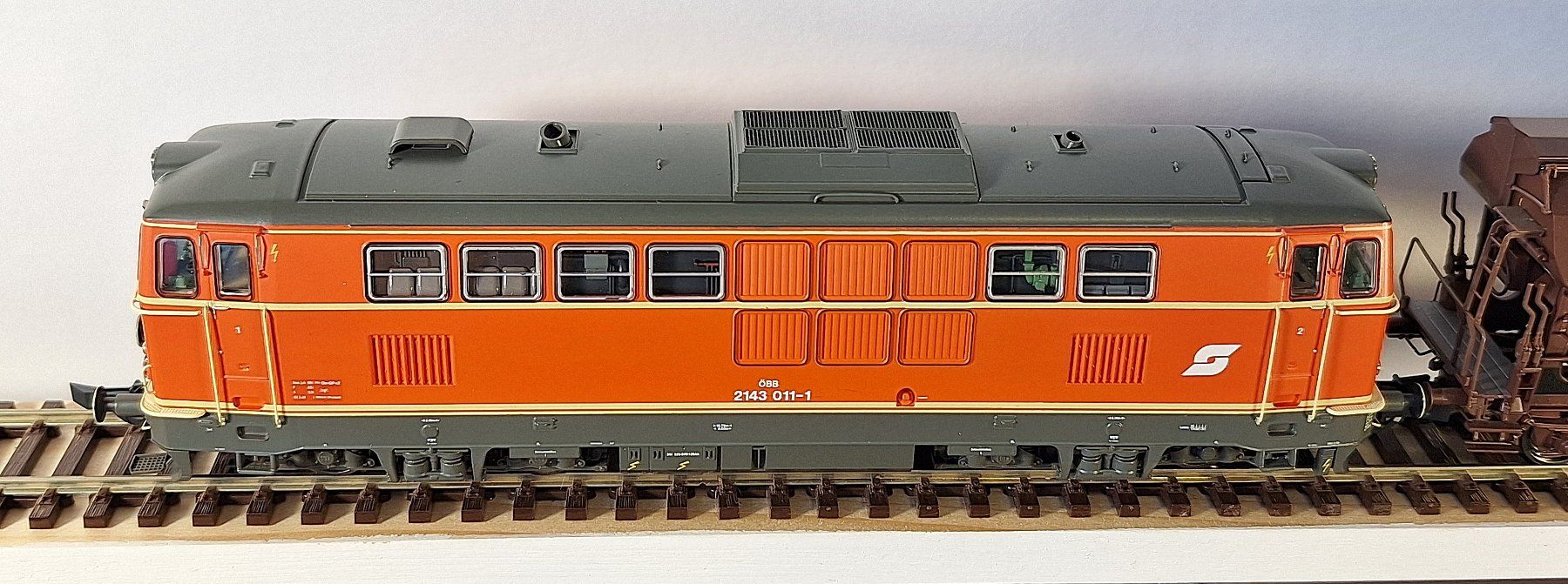 Roco Trains électriques: ÖBB 2143 mit Güterzug – D'occasion à Bern par BahnliebhaberRe420 3