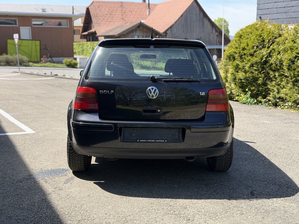VW Automobili: VW Golf 4 1.6 - wenig Kilometer! – Usato da Auw venduto da gea_z8qf 4