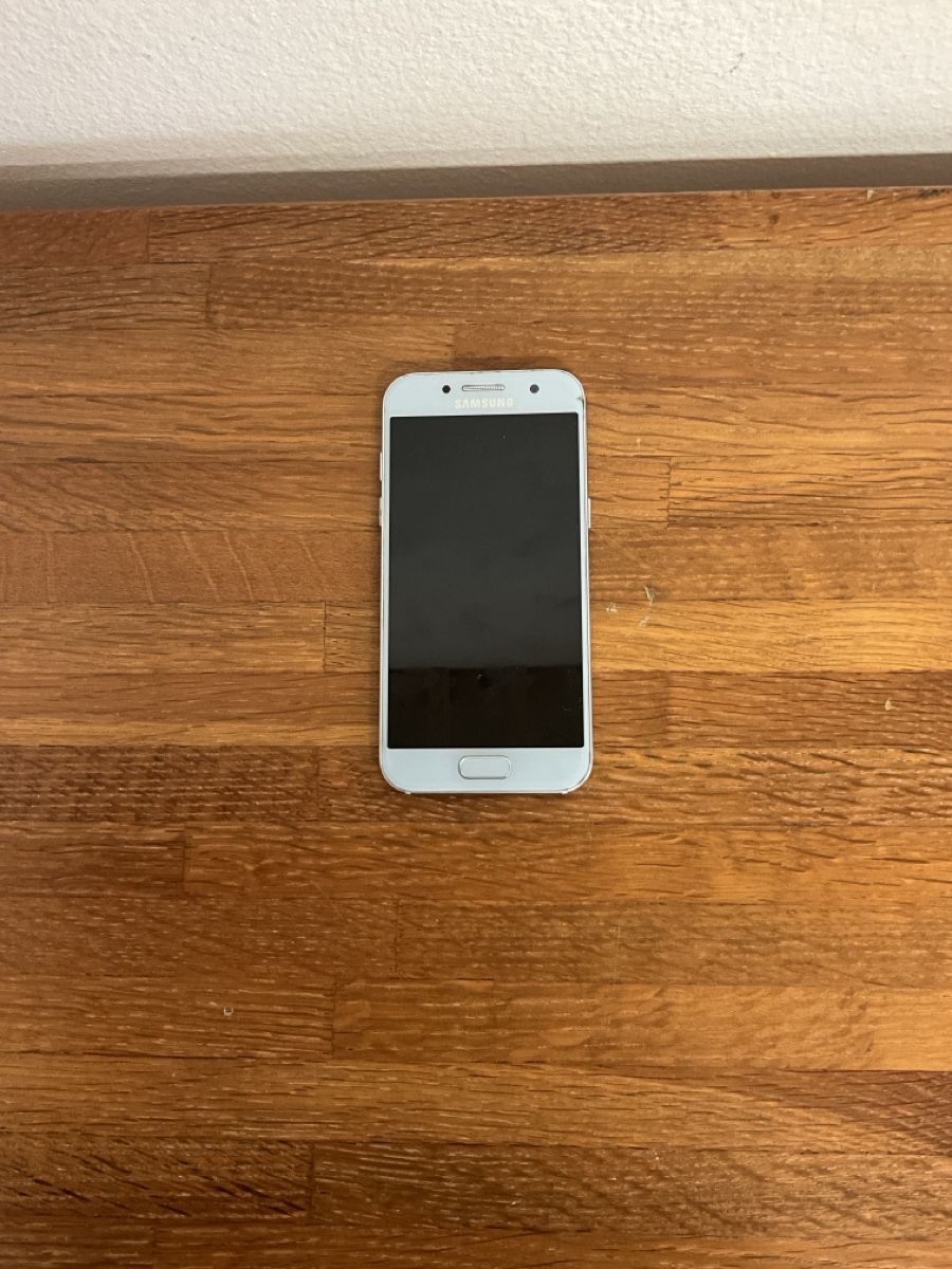 Samsung Handys / Smartphones: Samsung galaxy A3 – Defekt aus Biel/Bienne von Mobile-Smart 1
