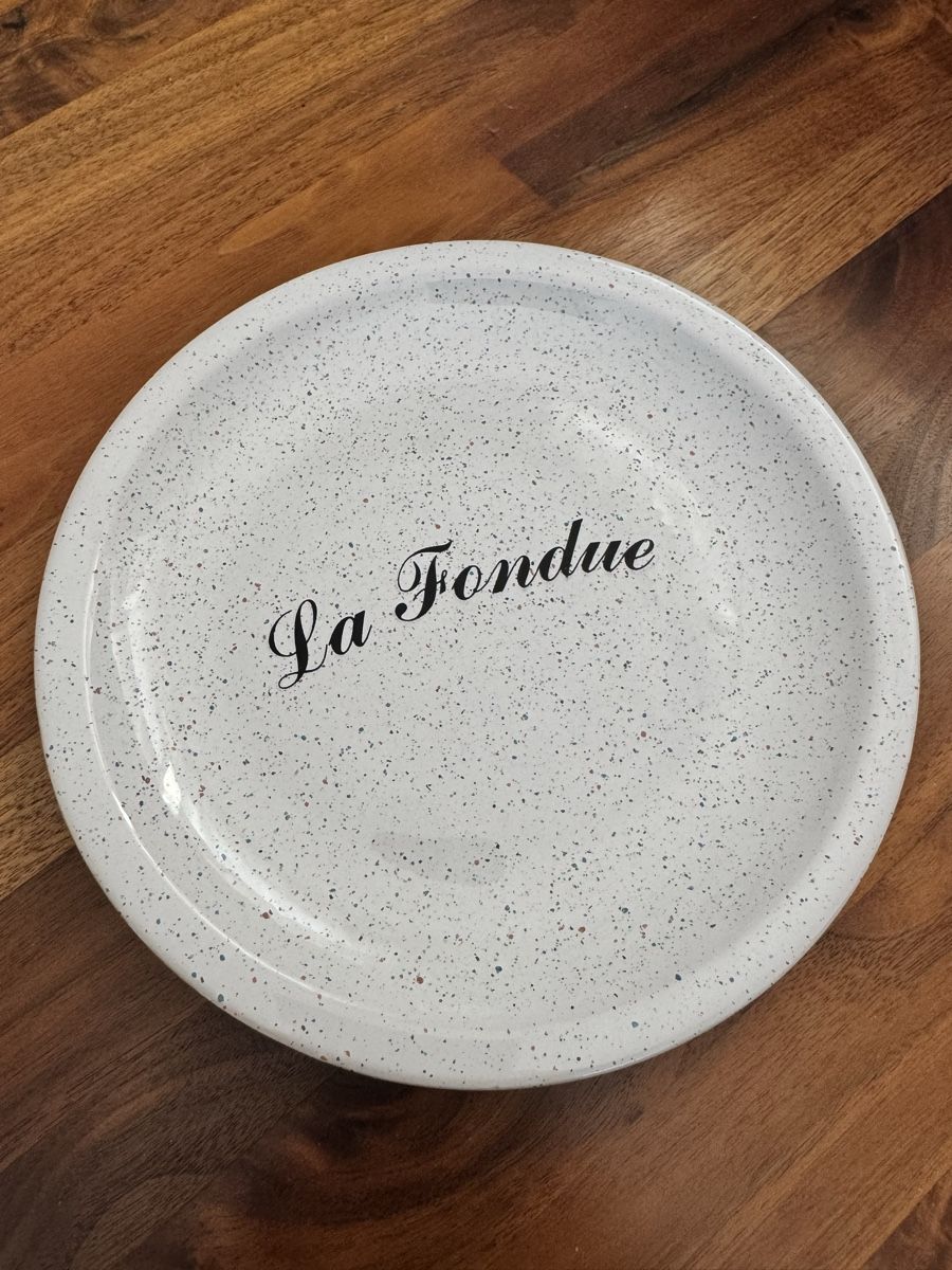 Assiettes: La Fondue Plate – D'occasion à Zürich par kri_zhv2