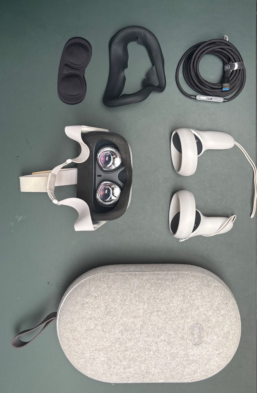 Meta Casque VR: Meta Quest 2 inkl. Case, Link-Kabel & Zubehör – D'occasion à Zürich par spiamlolneec