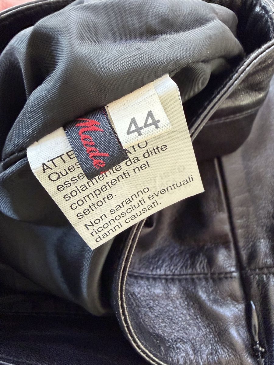 Gonne: Kiton Lederrock – Usato da Ennetbaden venduto da b617 4