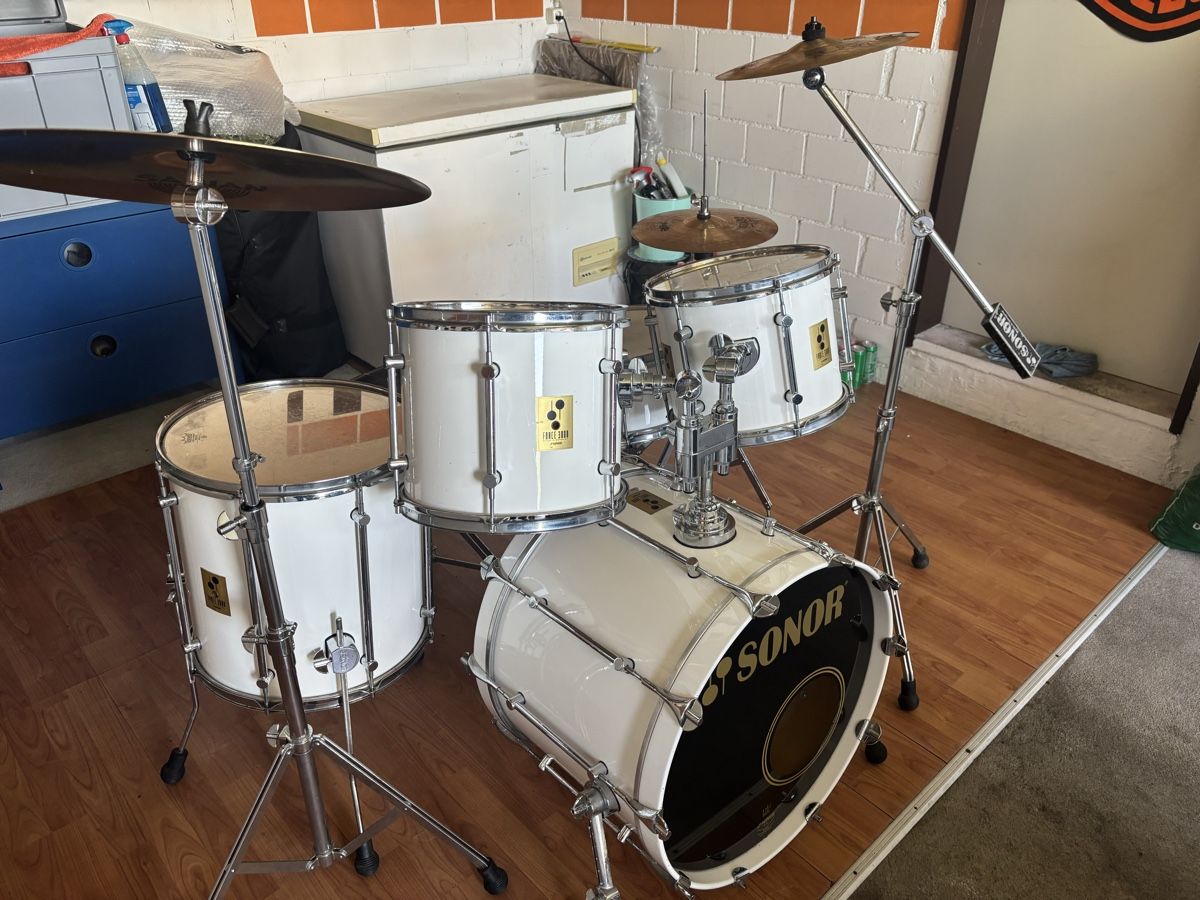 Sonor Strumenti musicali: Sonor Force 3000 Schlagzeug, weiss – Usato da Oetwil am See venduto da abm123 1
