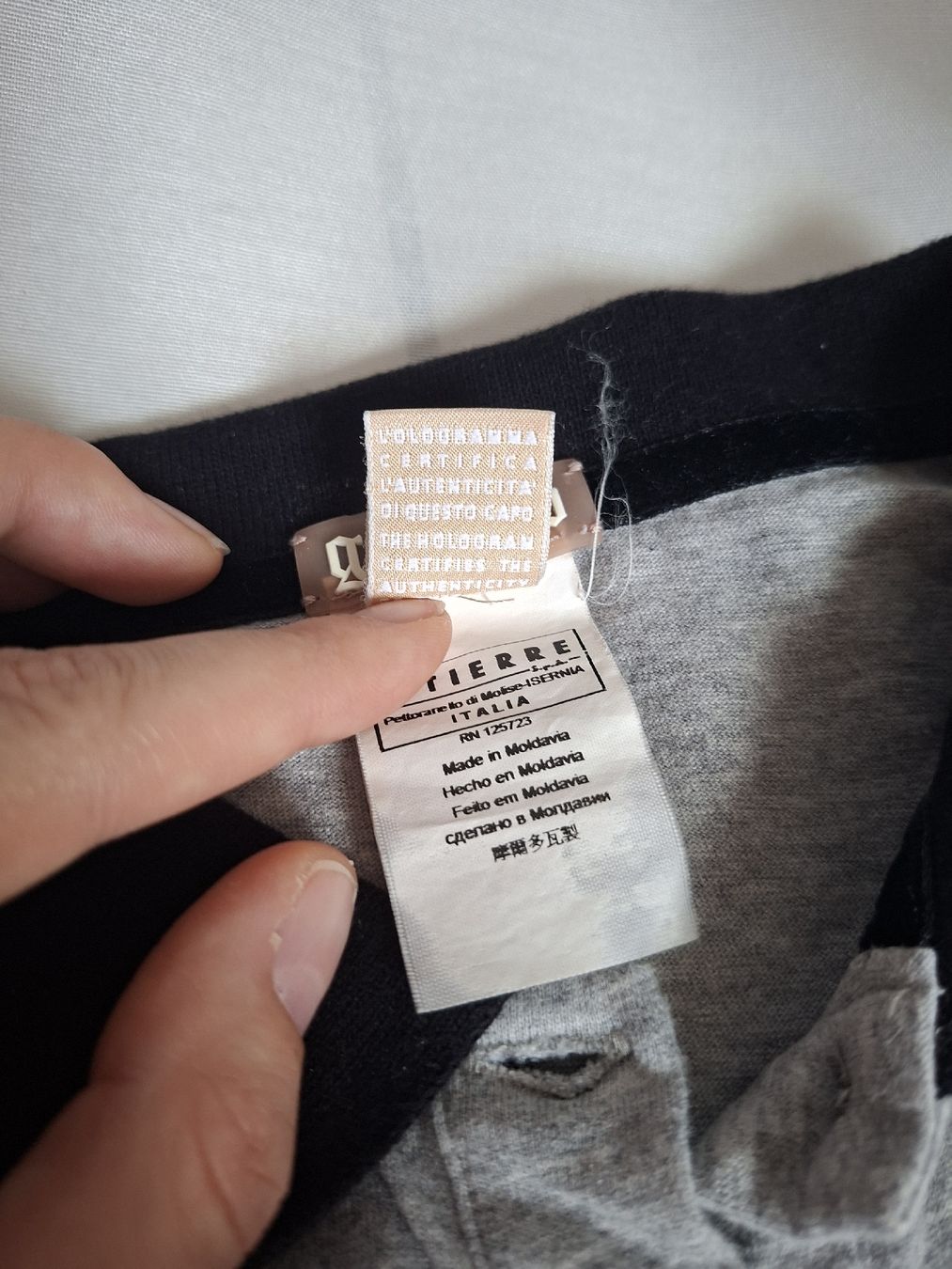 John Galliano Top: Top Galliano gris - Taille S/M – Usato da Lausanne venduto da Super-cerise 4