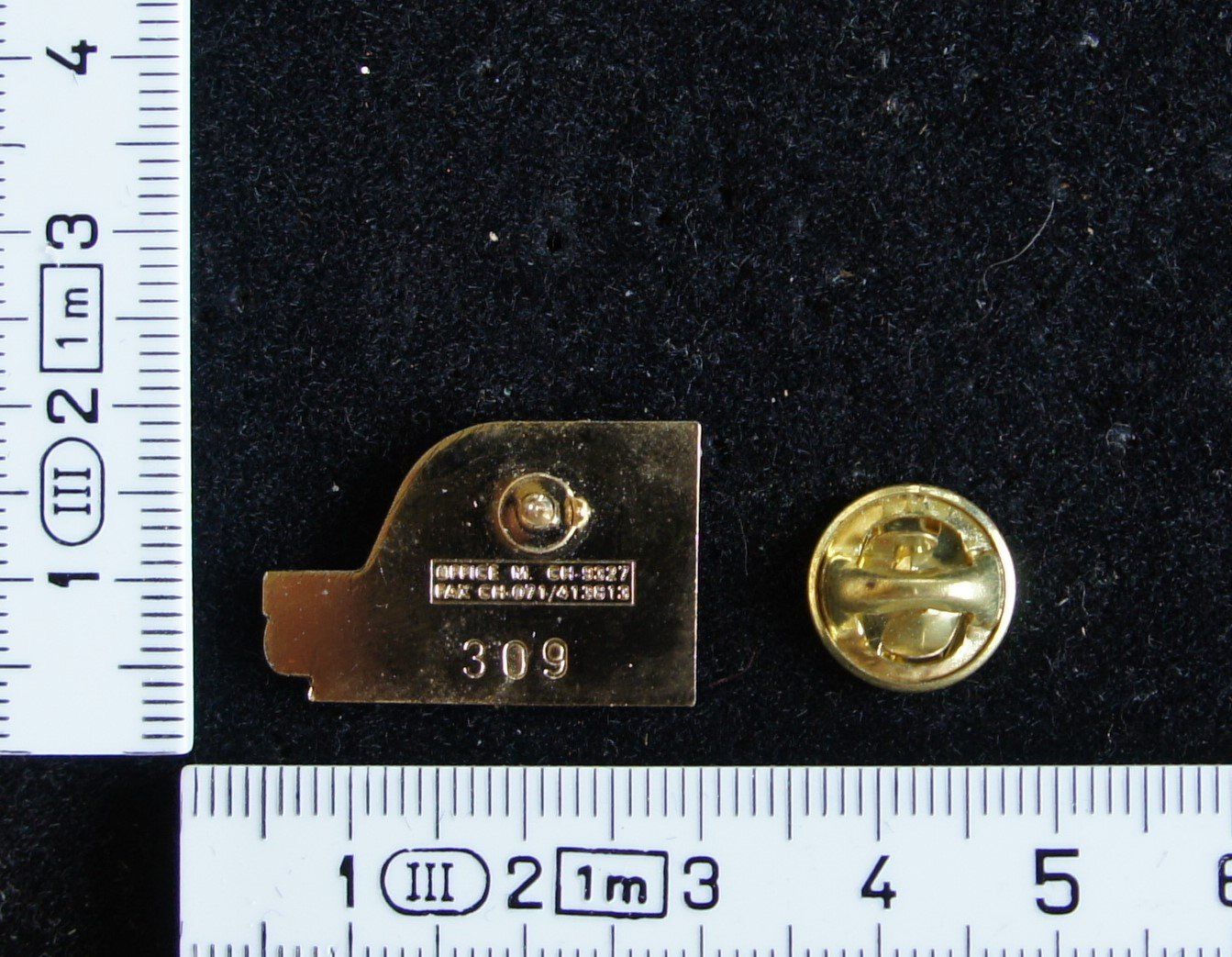 Plaketten & Abzeichen: PIN SM-Klubs limitierte Auflage #1043 – Gebraucht aus Einigen von Seeland2ndHand 1