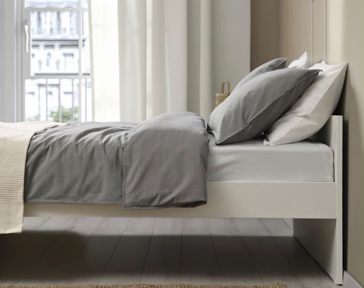 Betten: Bett neuwertig 140x200 – Neu (gemäss Beschreibung) aus Esslingen von jfr_56rs