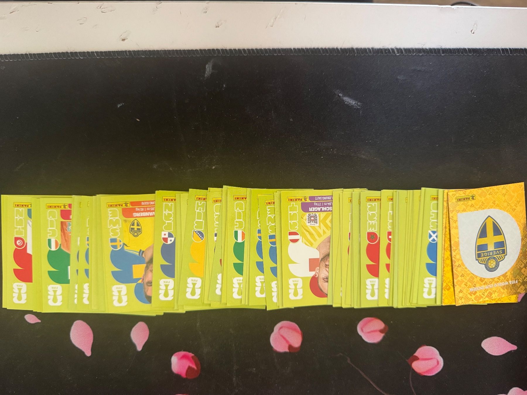 Panini Sammelbilder & Trading cards: 86 gemischte Paninistickers – Gebraucht aus Zollikerberg von carmy 2