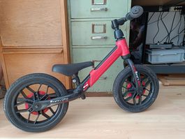 Qplay Laufrad Spark Rot/Schwarz – Guter Zustand