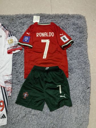 Cristiano Ronaldo Portugal Set, Grösse M , Neu!