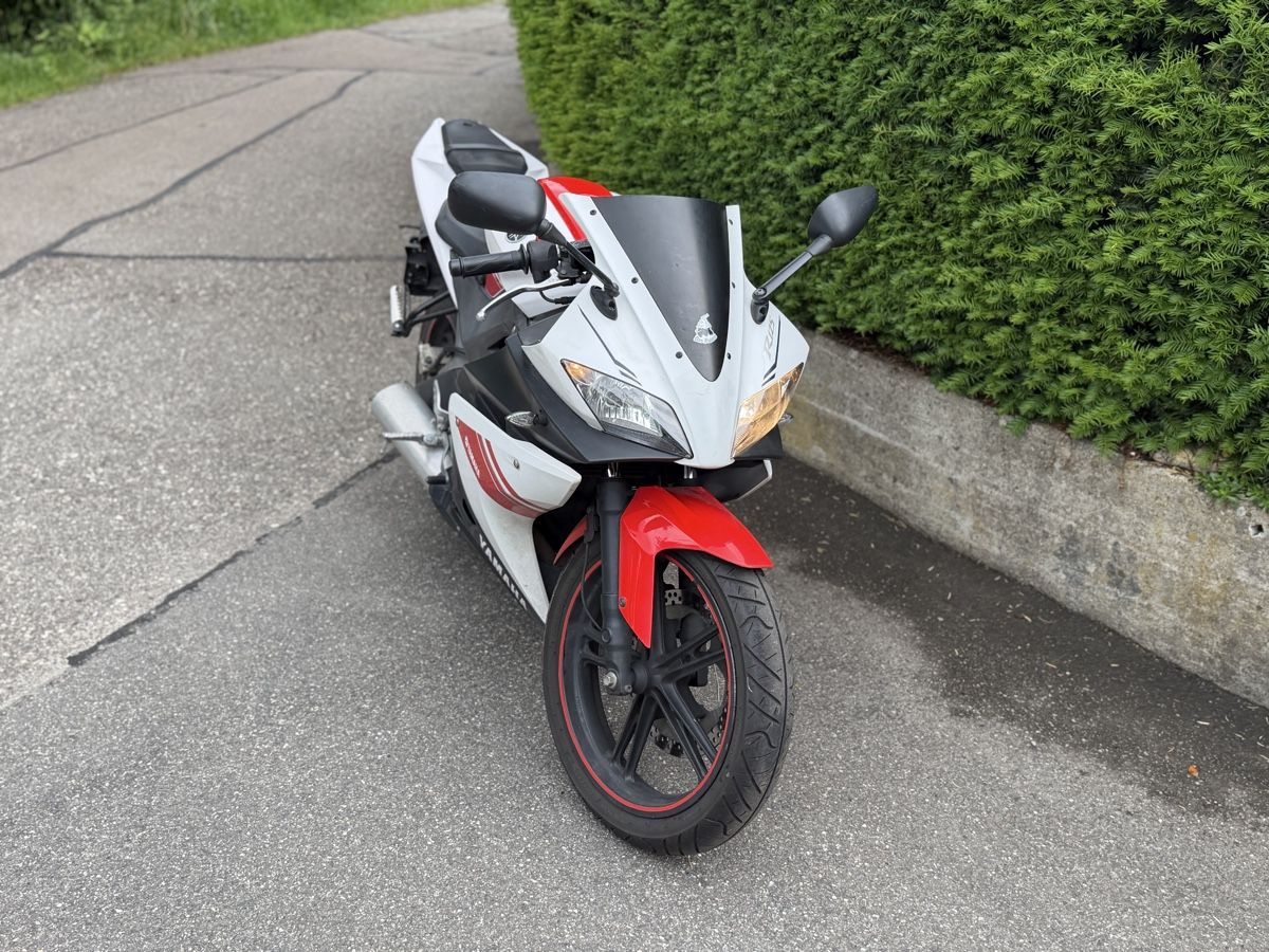 Yamaha Strada: YAMAHA YZF-R125 2009jg  – Usato da Zullwil venduto da Autocentersalii 2