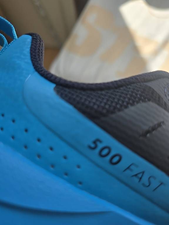 Schuhe für Jungen: Neue Hallenturnschuhe gr. 34 – Gebraucht aus Therwil von JosefinaV 2