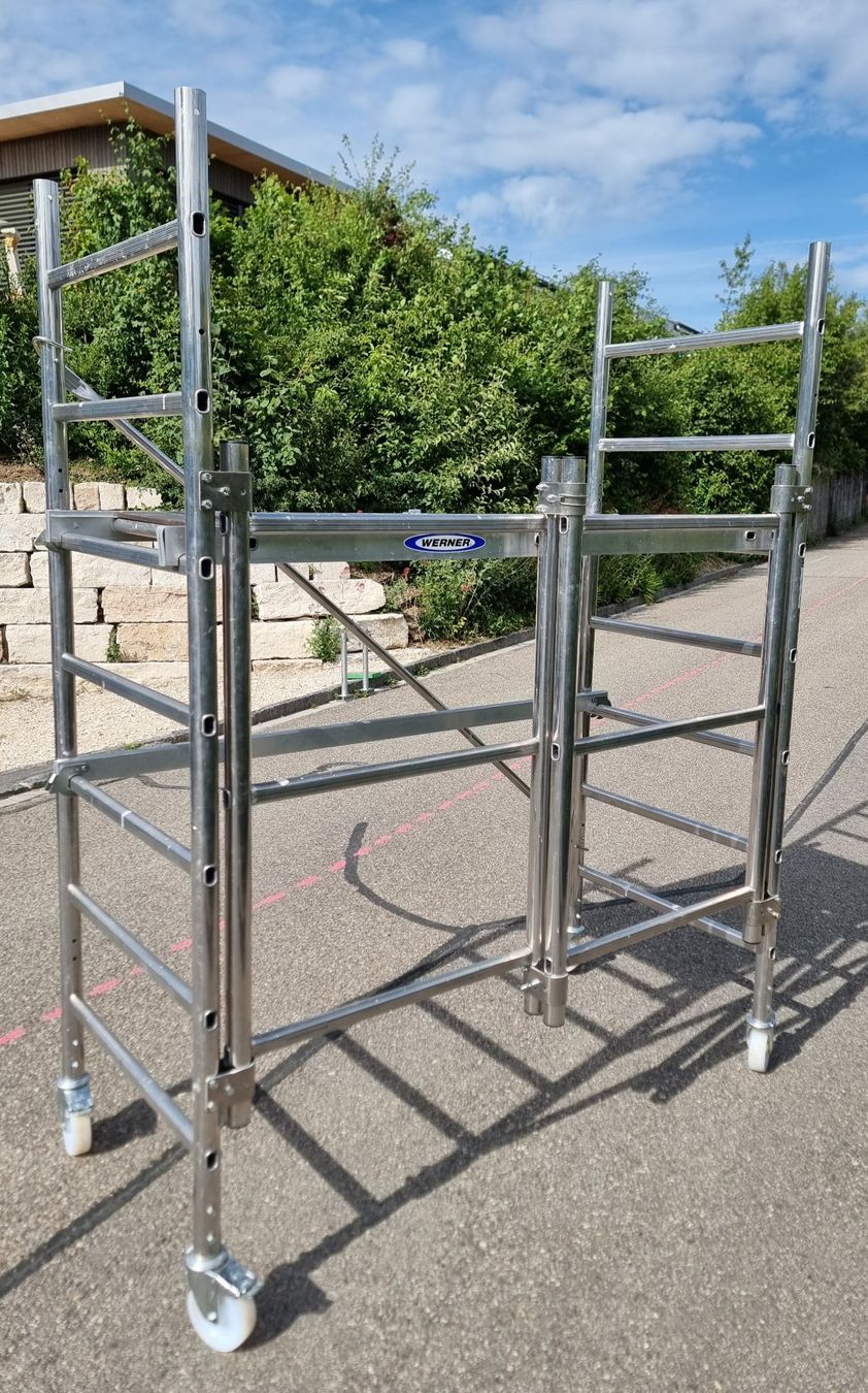 Ponteggi: Rollgerüst WERNER – Usato da Langendorf venduto da Schnezu 1