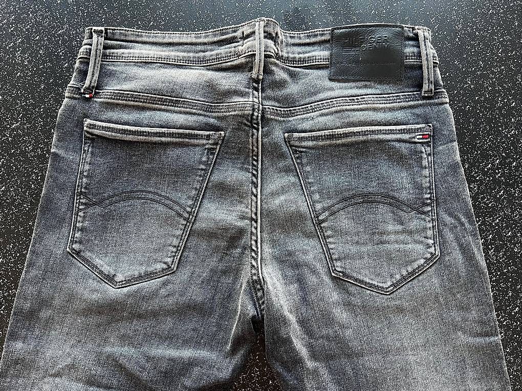 Jeans: Tommy Hilfiger Jeans Gr. 31/34  – Gebraucht aus Sarnen von Sejosa15 2