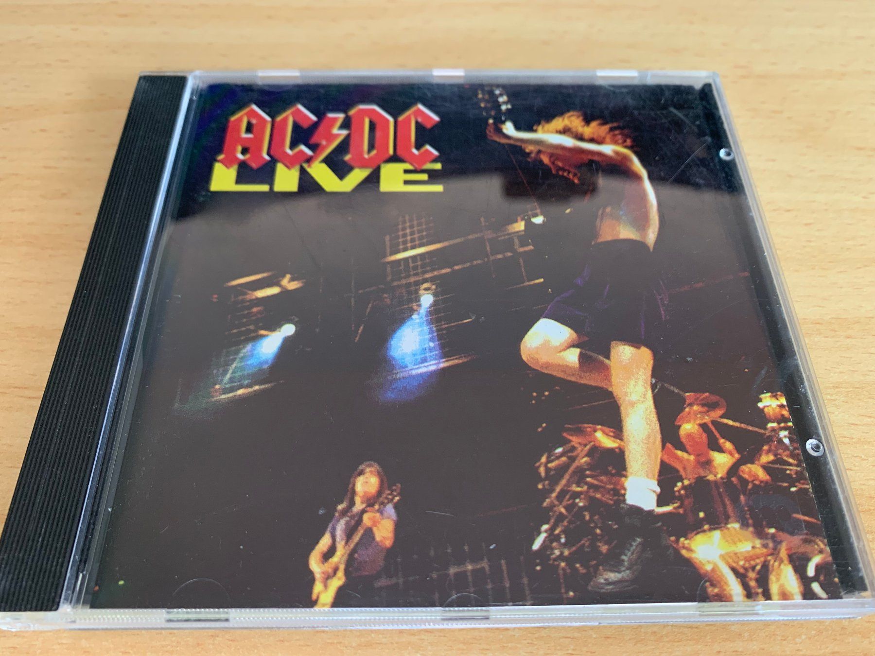 CD: AC/DC – Live – Usato da Rikon im Tösstal venduto da Alpenmutz