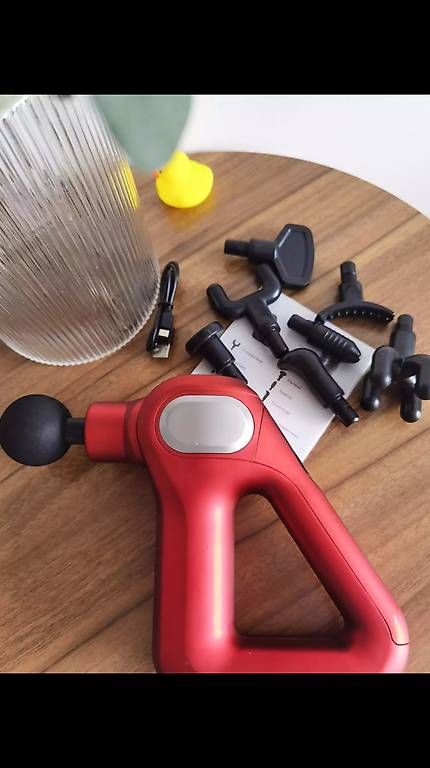 Dispositivi per massaggi: Massagegerät- Massage Gun – Nuovo e nell'imballaggio originale da St. Gallen venduto da podvinicka2 2