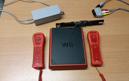 Nintendo Wii Mini mit Zubehör, 2x Controller