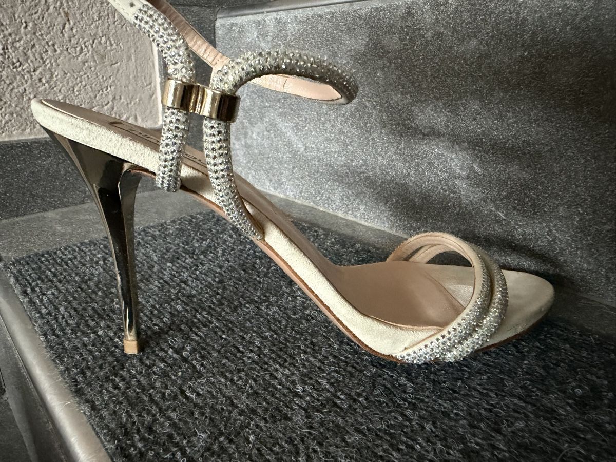 Scarpe da donna: Ninalilou Sandalen 39 – Usato da Staufen venduto da Elina08 7