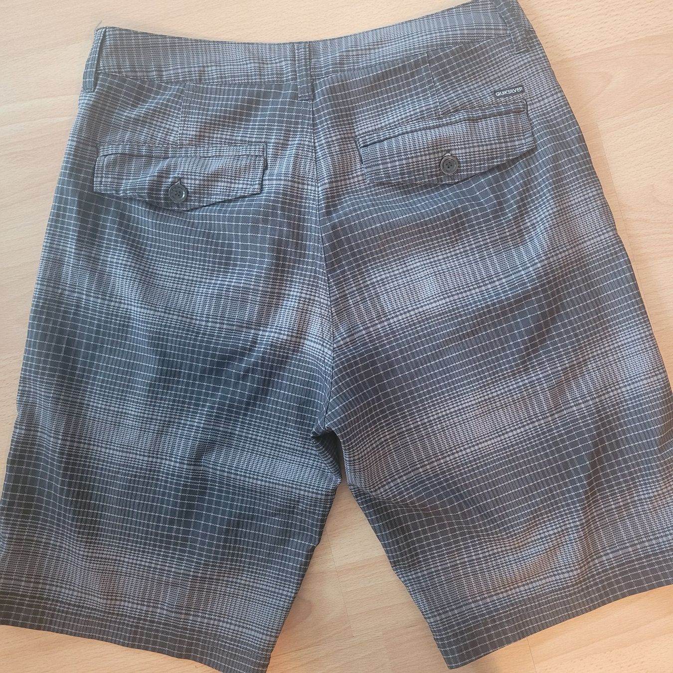 Quiksilver Pantaloni: Shorts gr.40 – Nuovo (secondo la descrizione) da Winterthur venduto da Flomal 1