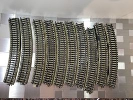 MÄRKLIN H0 GEBOGENE  GLEISSTÜCKE 10 STÜCKE  5200