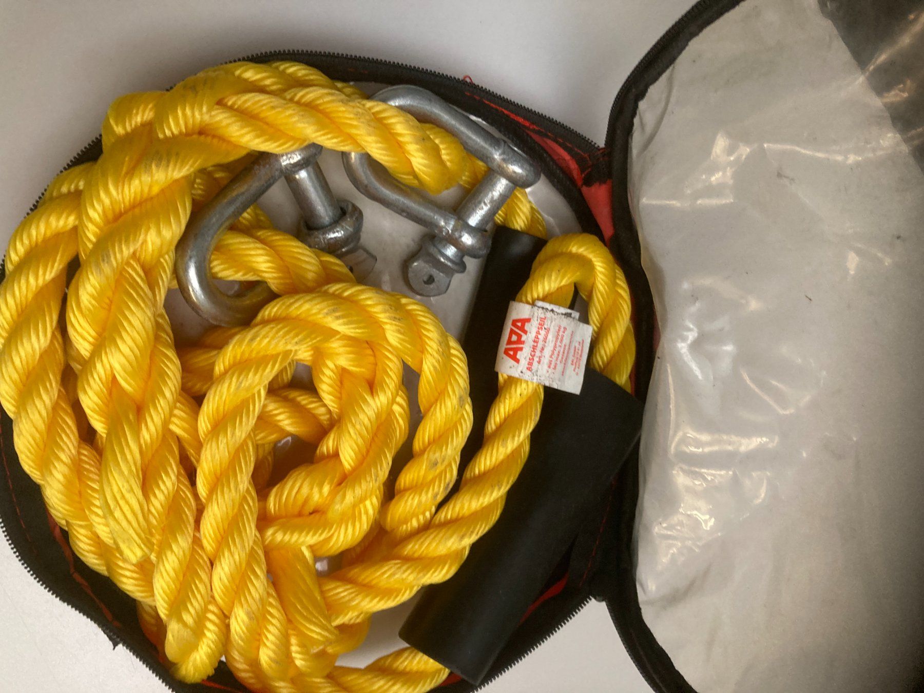 Corde di traino: AVA Abschleppseil, 3'000kg, neuwertig! – Usato da Cham venduto da WB2223 1