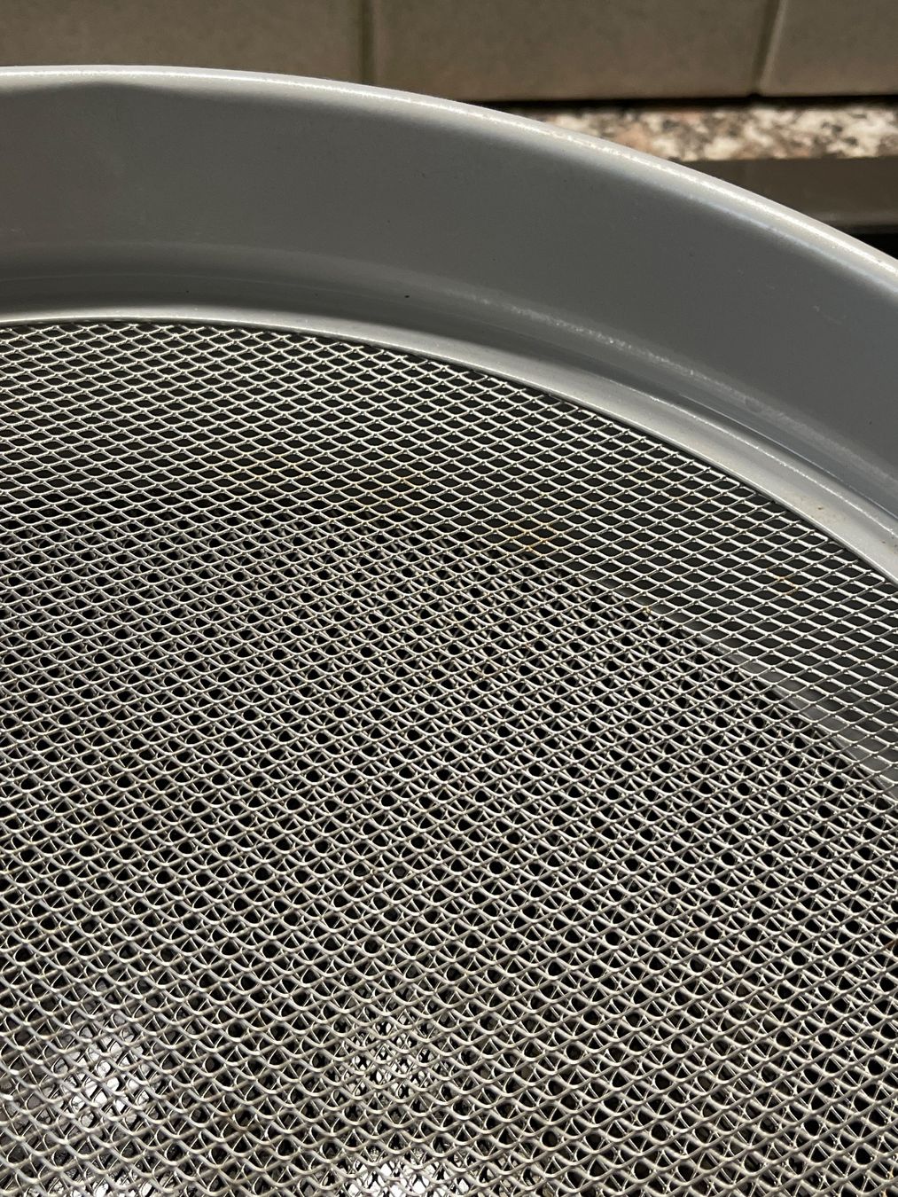 Sigg Küchengeräte: Dörrex Dörrgerät Metallgitter, 2 Stück grau – Gebraucht aus Mönchaltorf von Cochenille 2