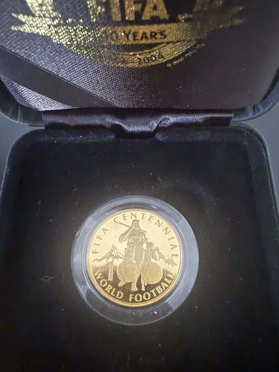 Tutti le monete: 50 franken Gold FIFA 2004 – Usato da Dompierre FR venduto da JL1976 1
