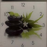 Glas-Wanduhr