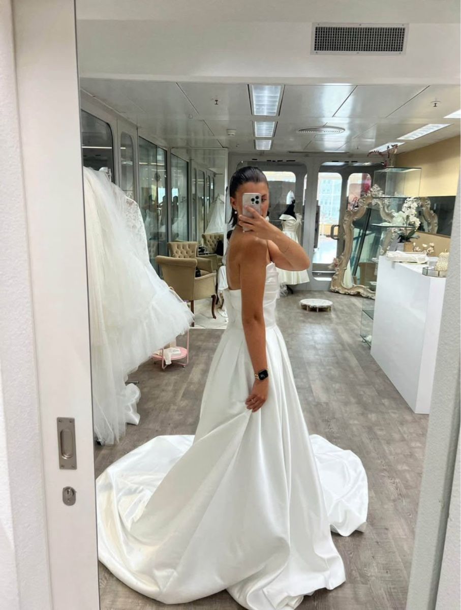 Vestiti: Hochzeitskleid – Usato da Pfyn venduto da anc_l8gf