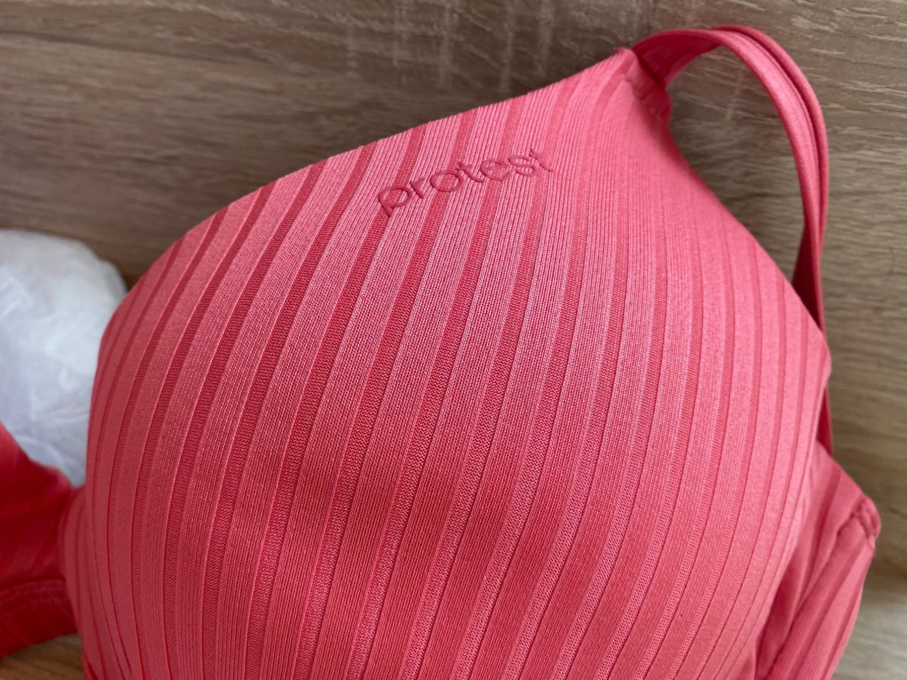 Protest Badekleider & Bikinis: Badeanzug XL 42C protest, neue – Neu (gemäss Beschreibung) aus Bösingen von Trigusik 2