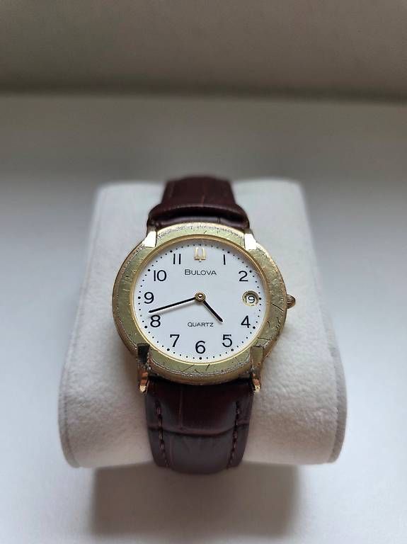 Montres: Montre Bulova Quartz Classique – D'occasion à Genève par kev_d8z5 2