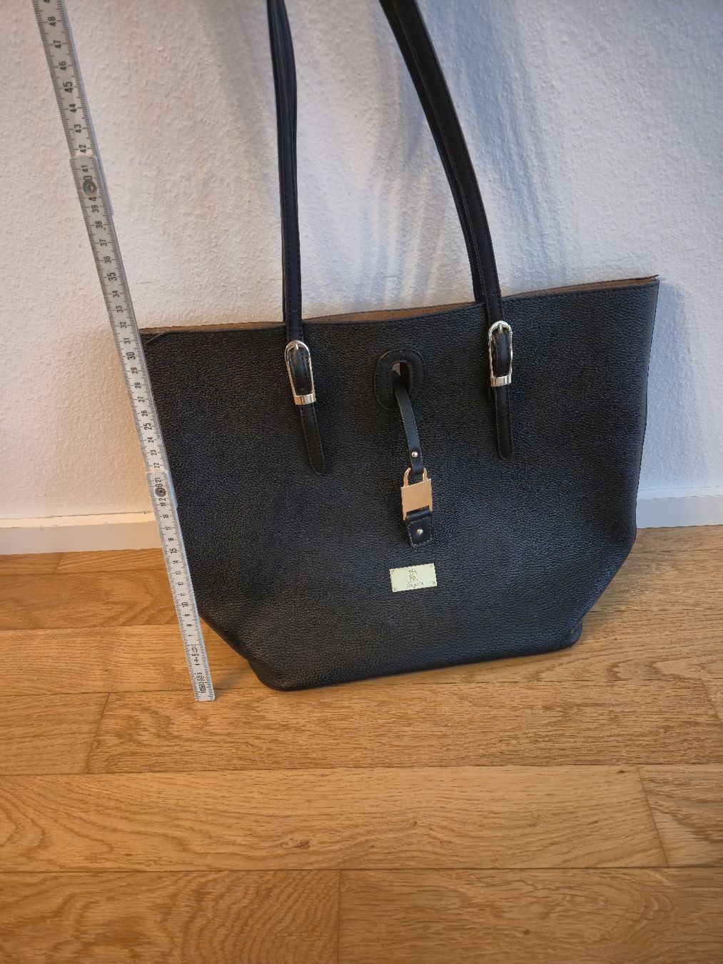 Taschen für Damen: Fragola Handtasche – Gebraucht aus Rombach von BSF3 3
