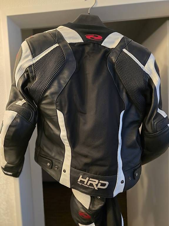 Costumes: Herren Ledermotorrad Anzug von HELD – D'occasion à Rüti ZH par Good_Seller 1