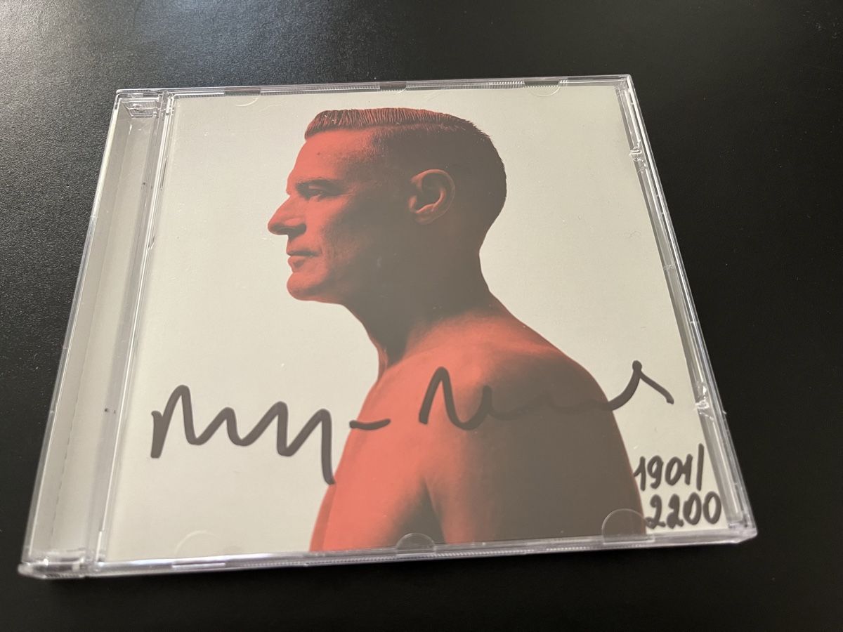 CD: CD Album Brian Adams signiert!!! – Usato da Bern venduto da Super-Trouper