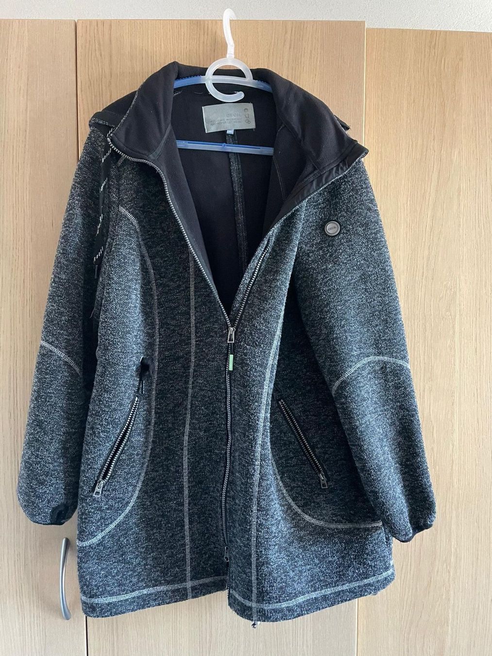 Giacche: Jacke XL – Usato da Tägerig venduto da oiluig83