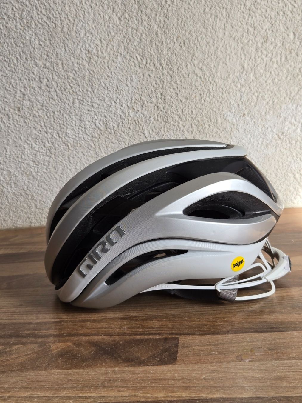 Giro Caschi: Giro Aether – Nuovo (secondo la descrizione) da Dübendorf venduto da num_s69f 1