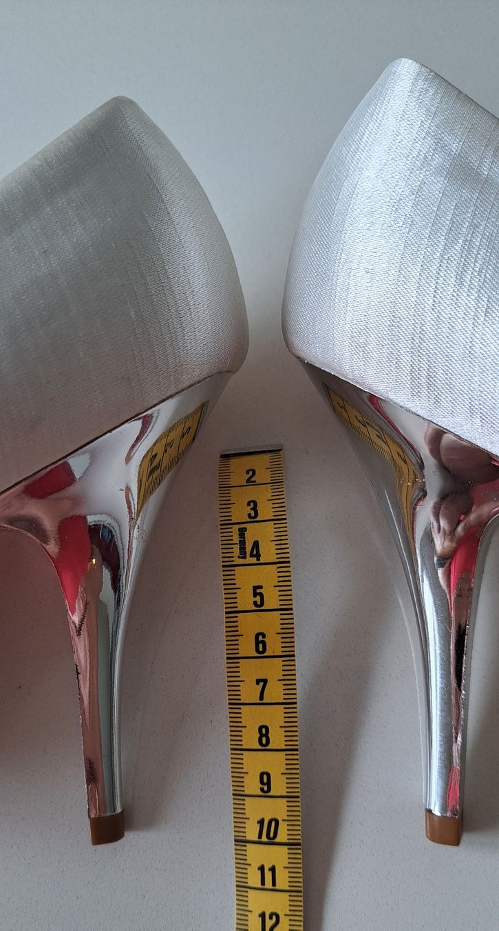 Graceland Scarpe da donna: Schöne weisse Pumps Gr. 38 NEU – Usato da Emmen venduto da Huwimark 3