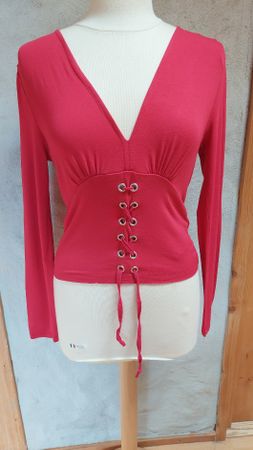 Petit haut, juste-au-corps, taille M