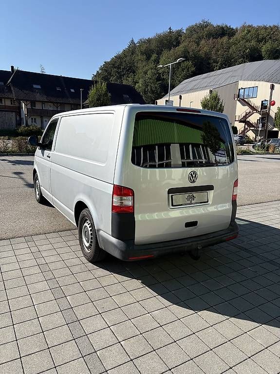 VW Automobili: VW T5 frisch ab MFK – Usato da Huttwil venduto da Matu123 3