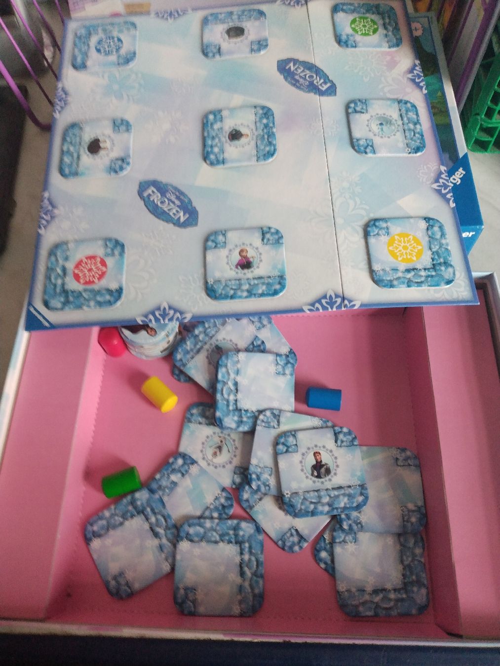 Ravensburger Spiele: Ravensburger Labyrinth Junior: Die Eiskönigin - Top Zustand – Gebraucht aus Willisau von dan_qdp9 2