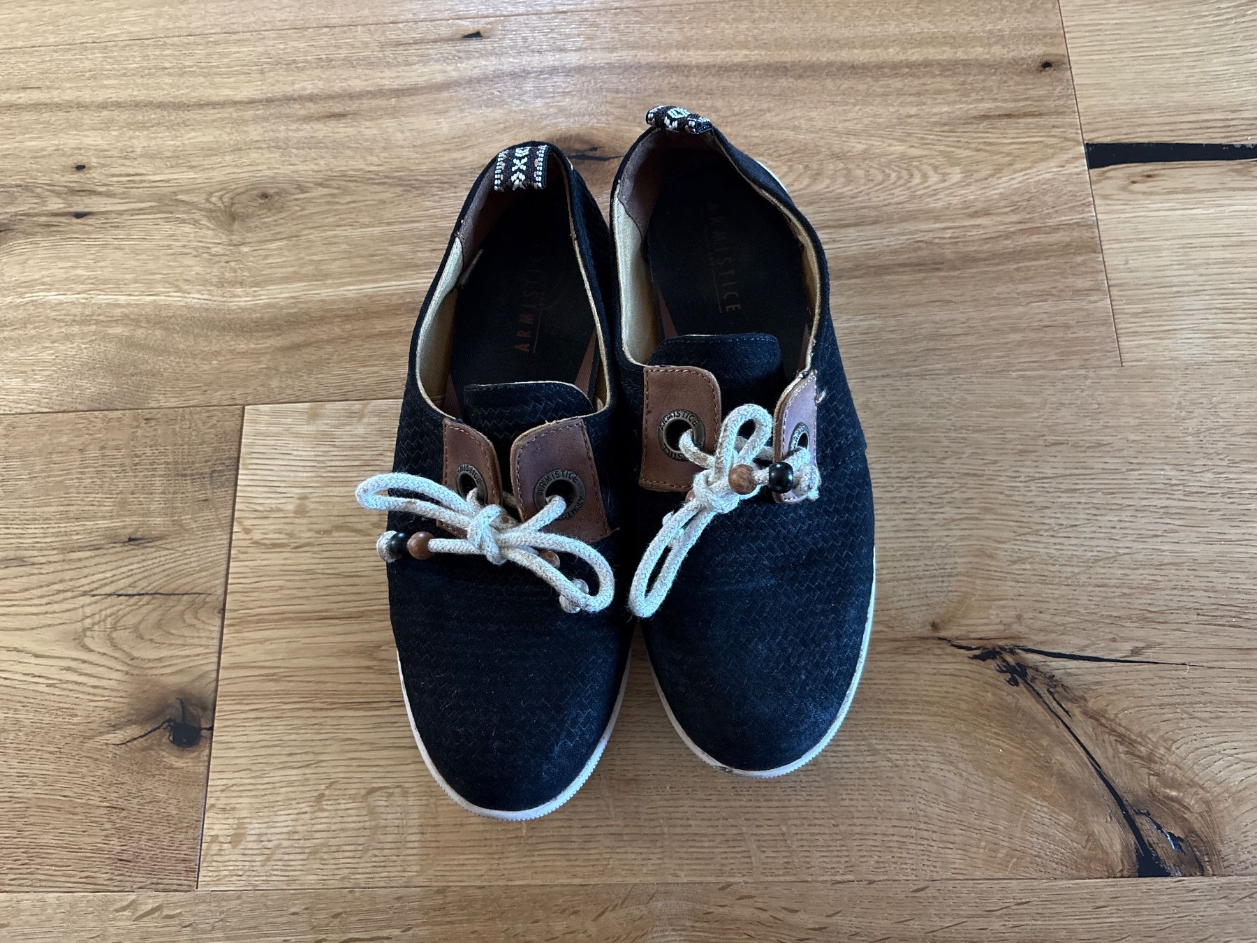 Scarpe da donna: Turnschuhe  Armistice Grösse 37 Schwarz – Usato da Beatenberg venduto da Rose406
