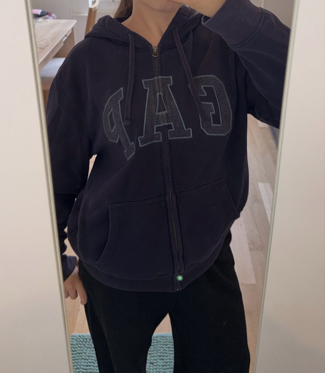 Gap Vestes: GAP NAVY ZIP-UP HOODIE – D'occasion à Genève par yav_9r9f 2