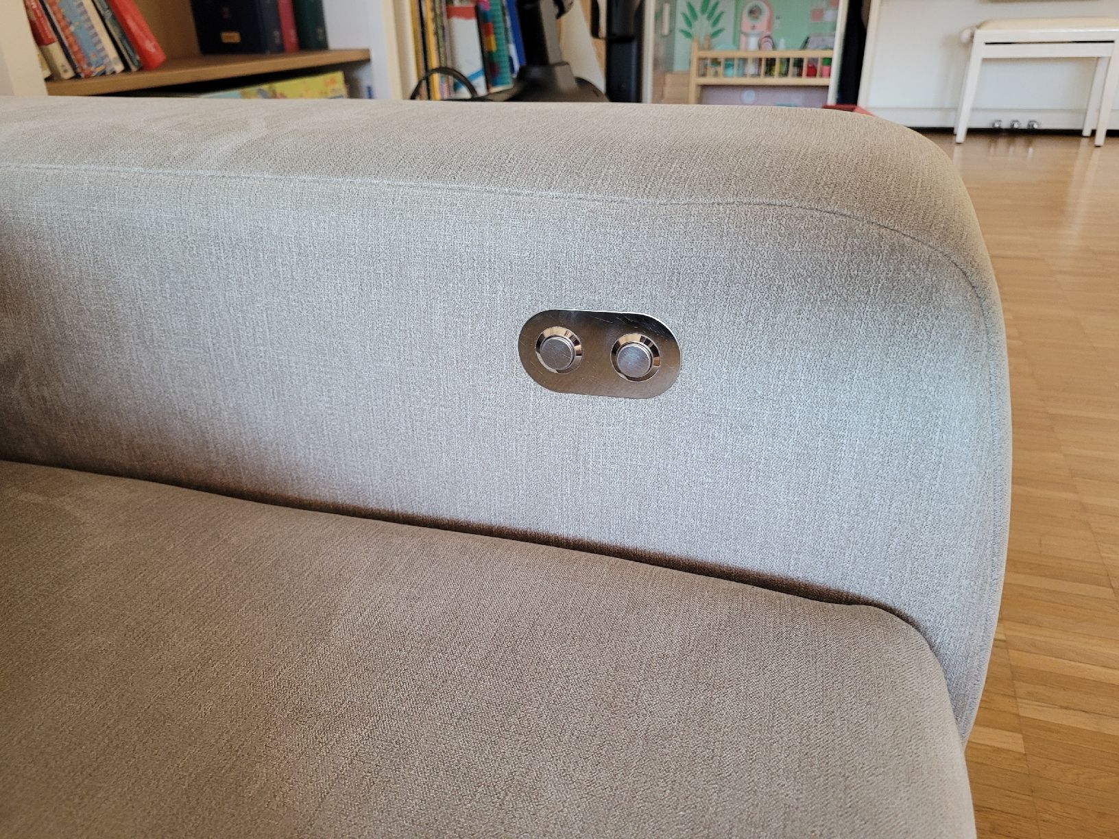 Sofas: Grosses Ecksofa mit Bettfunktio – D'occasion à Wallisellen par Alina_v8c6 2