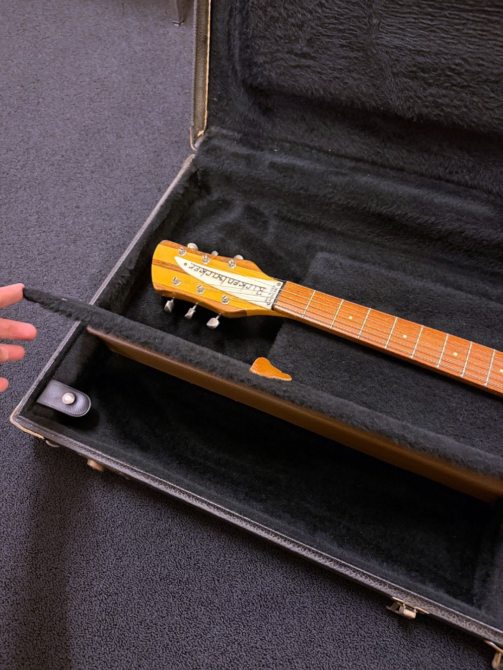 Strumenti musicali: RICKENBACKER 330 Jhg. 1982 – Usato da Zürich venduto da MissMarble 1
