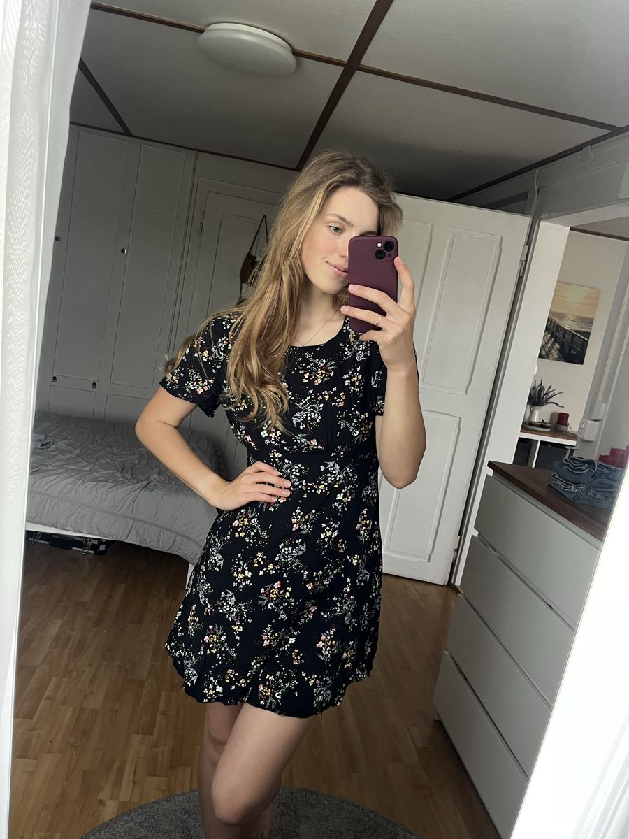 Vestiti: Sommerkleid – Usato da Urtenen-Schönbühl venduto da eka_dhj2