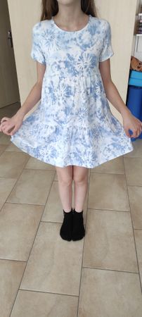 Sommerliches C&A Kleid, Grösse 134-140, Top Zustand!